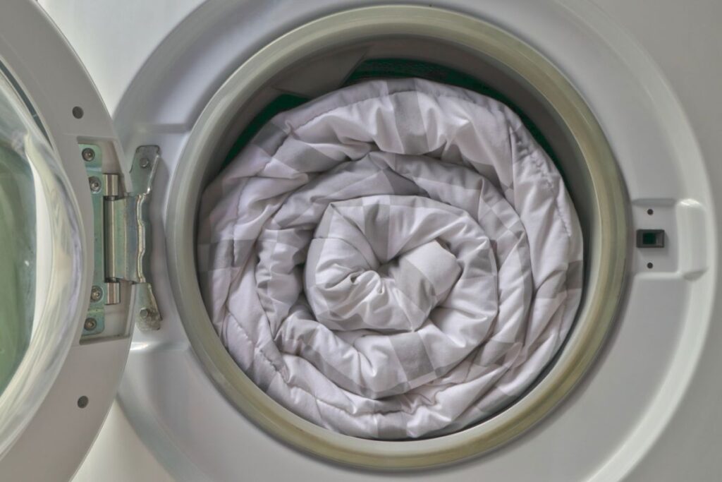 desinfectar ropa de cama en casa